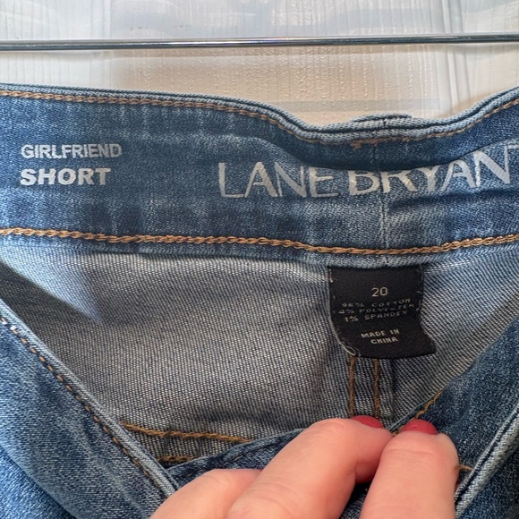 Lane Bryant Girlfriend Distressed Shorts with Crochet Lace Size 20 - Picture 2 of 11